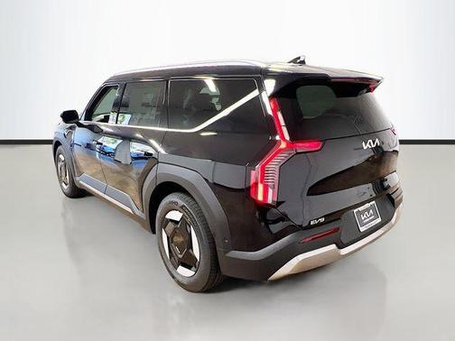 2026 Kia EV9 Wind