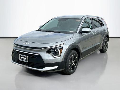 2025 Kia Niro LX