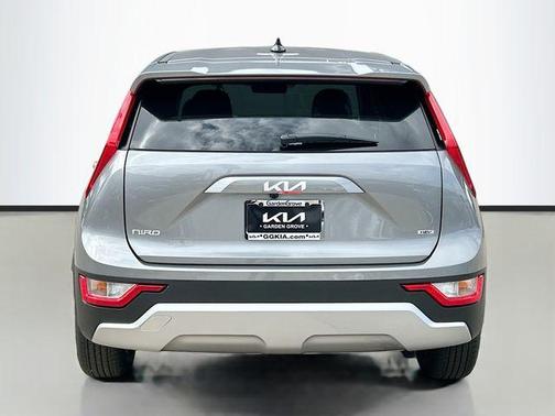 2025 Kia Niro LX