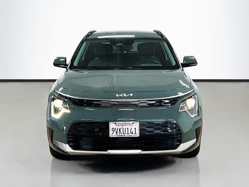 Green 2025 Kia Niro EV Wind