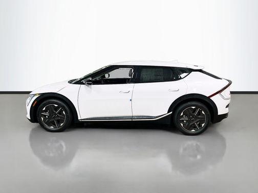 2025 Kia EV6 Light Long Range