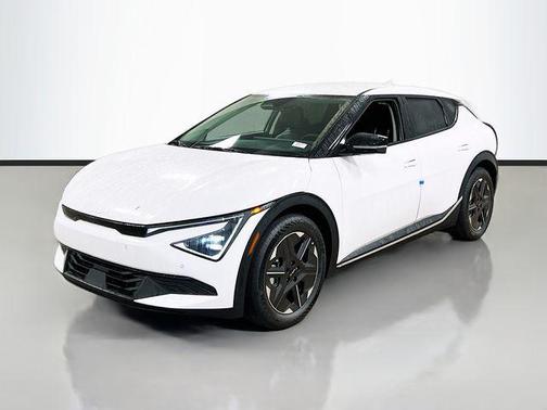 2025 Kia EV6 Light Long Range