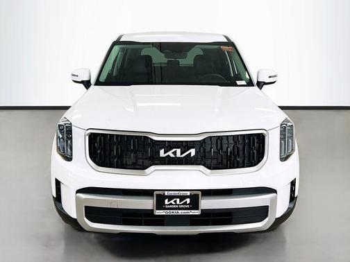 2025 Kia Telluride LX