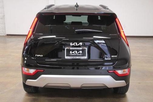 2025 Kia Niro Plug-In Hybrid EX