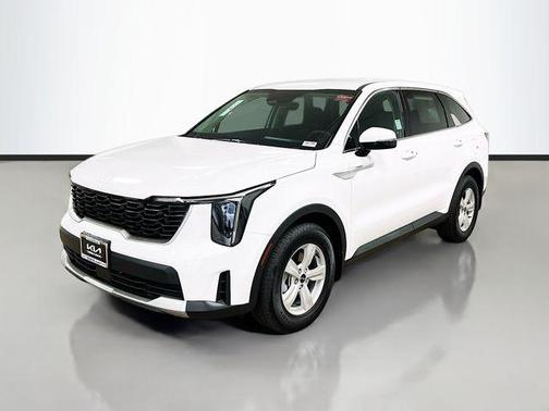 2025 Kia Sorento LX
