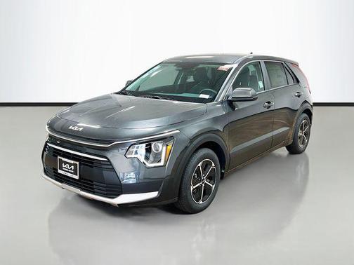 2025 Kia Niro LX