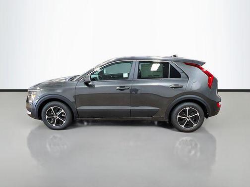 2025 Kia Niro LX
