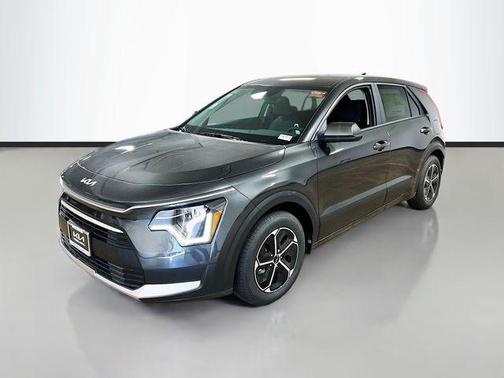 2025 Kia Niro LX