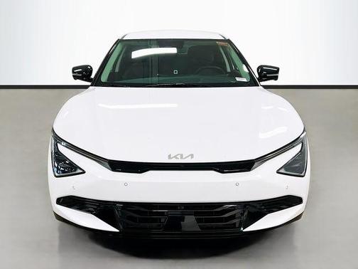 2025 Kia EV6 Wind