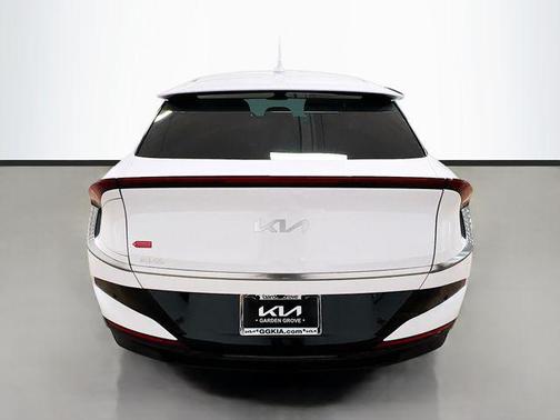 2025 Kia EV6 Wind
