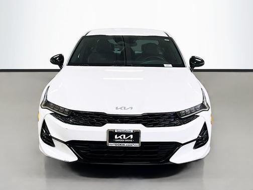 White Pearl 2022 Kia K5 GT-Line