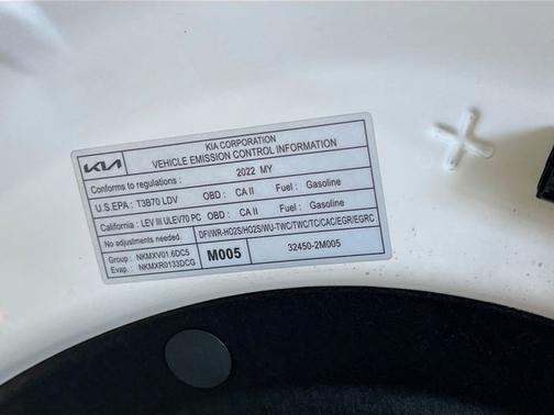 White Pearl 2022 Kia K5 GT-Line
