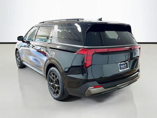 2025 Kia Carnival Hybrid SX