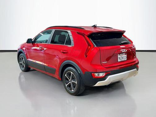 2023 Kia Niro EX
