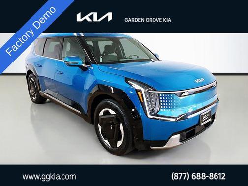 2025 Kia EV9 Land