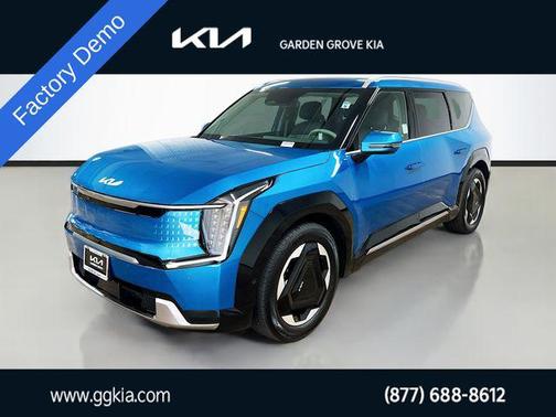 2025 Kia EV9 Land