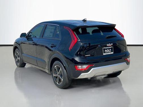 2025 Kia Niro LX