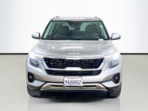 2022 Kia Seltos S