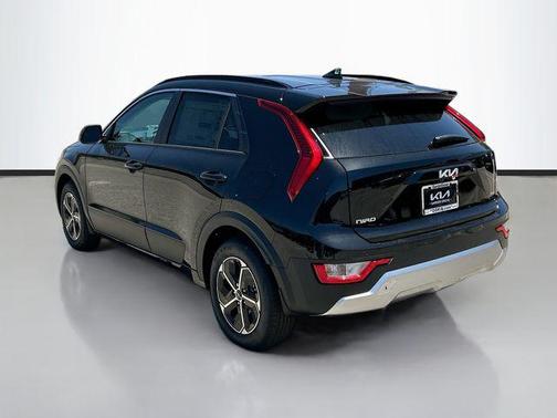 2025 Kia Niro EX