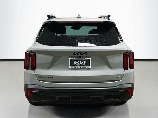 2026 Kia Sorento SX