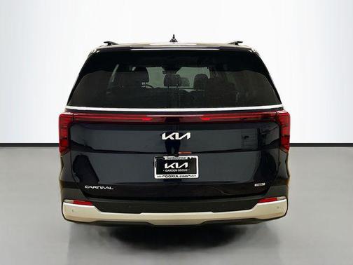 2025 Kia Carnival Hybrid EX