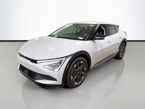 2025 Kia EV6 Light Long Range