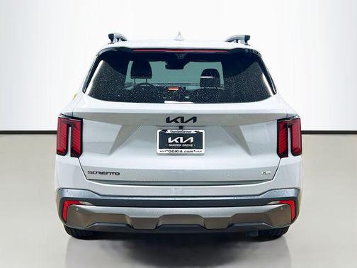2025 Kia Sorento SX