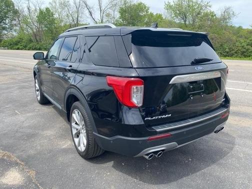 2022 Ford Explorer Platinum