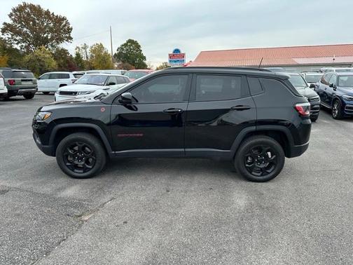 2023 Jeep Compass Trailhawk