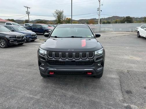 2023 Jeep Compass Trailhawk
