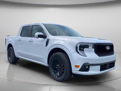 Space Gray 2026 Ford Maverick Lobo High