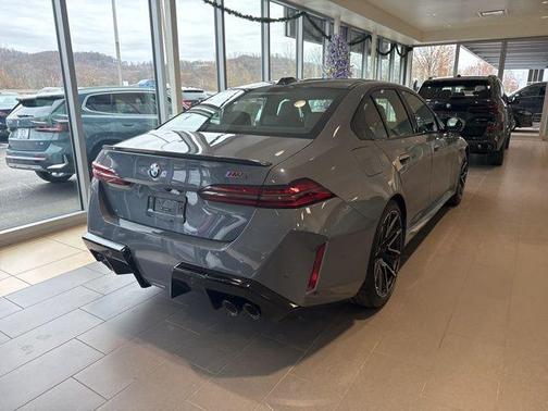 Storm Bay Metallic 2025 BMW M5 Base