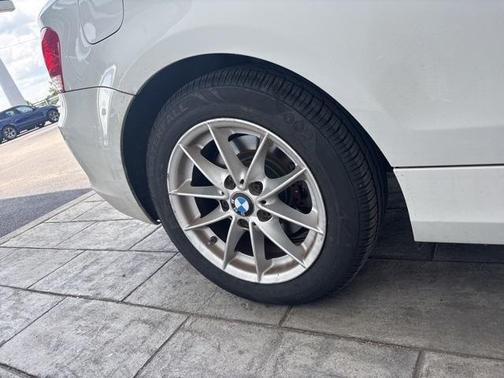 2011 BMW 128 i