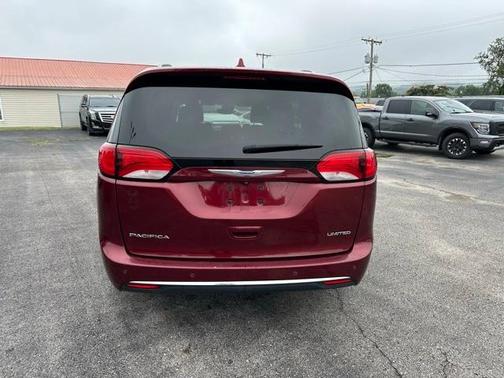 2018 Chrysler Pacifica Limited