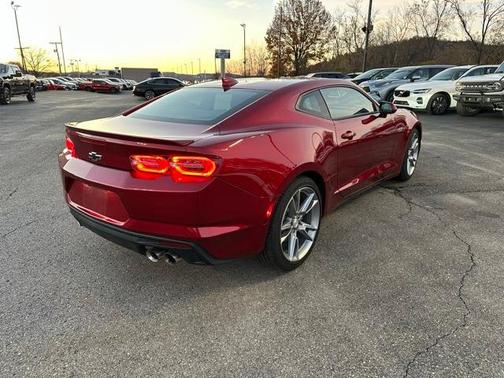 2021 Chevrolet Camaro LT1