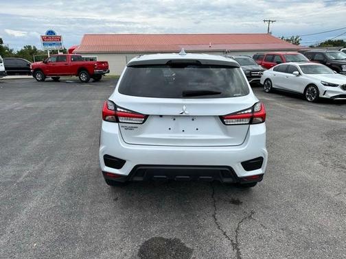 2023 Mitsubishi Outlander Sport 2.0 ES