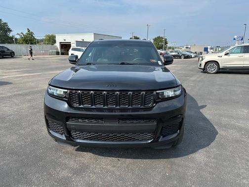 2021 Jeep Grand Cherokee L Laredo