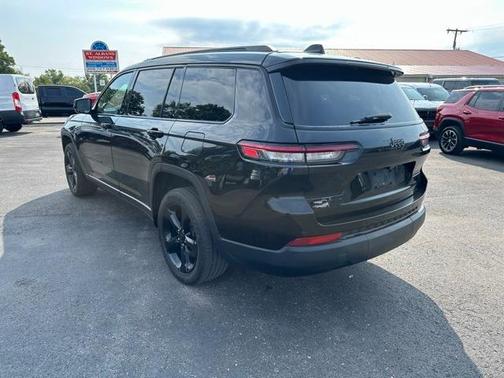 2021 Jeep Grand Cherokee L Laredo