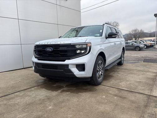 2026 Ford Expedition Max Active