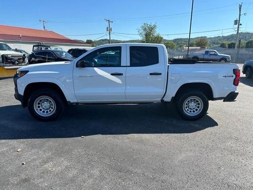 2024 Chevrolet Colorado WT