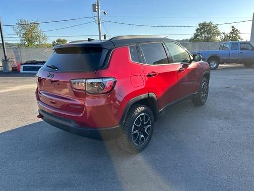 2024 Jeep Compass Trailhawk