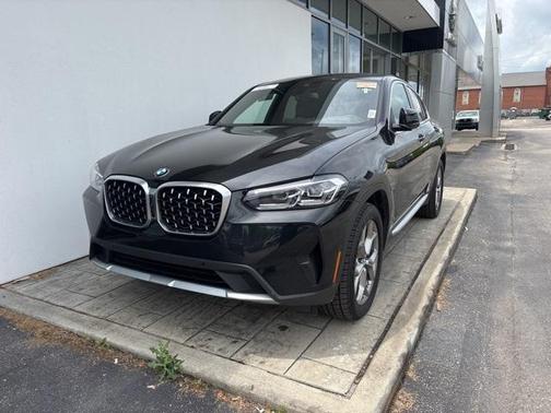 2024 BMW X4 xDrive30i