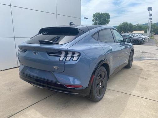 2023 Ford Mustang Mach-E California Route 1