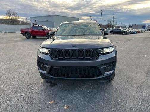 2023 Jeep Grand Cherokee Altitude