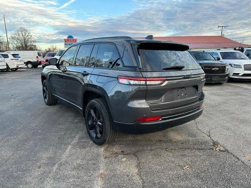 2023 Jeep Grand Cherokee Altitude