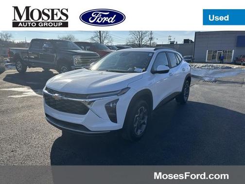 2025 Chevrolet Trax LT