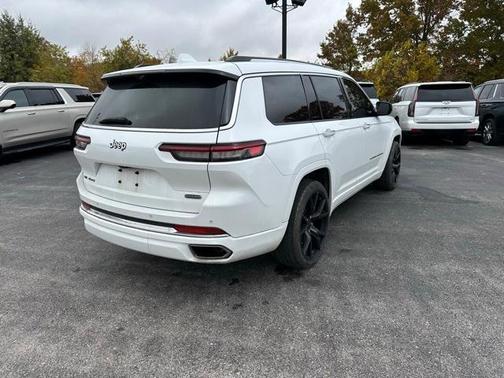 2022 Jeep Grand Cherokee L Overland
