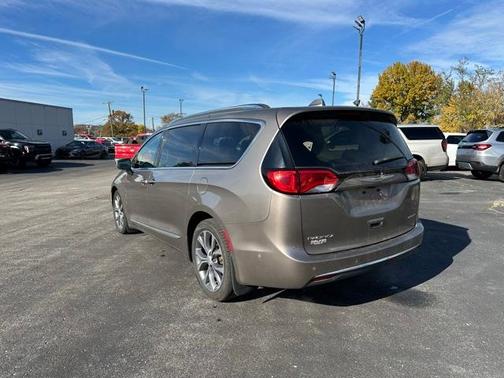 2017 Chrysler Pacifica Limited