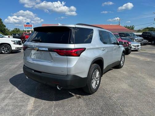 2022 Chevrolet Traverse LT Cloth