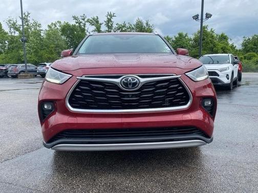 2022 Toyota Highlander Platinum